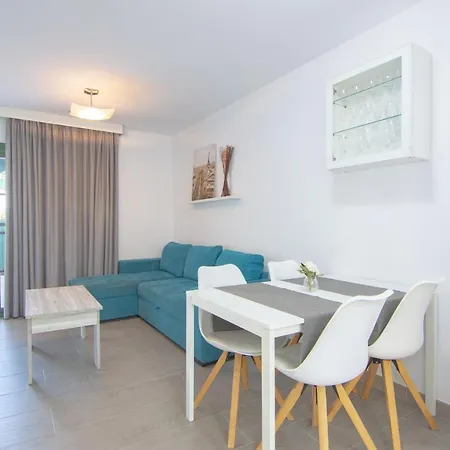 Apartment Parque Gaviota 4 By Homestaygrancanaria